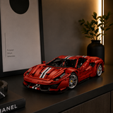 Ferrari 488 Pista en briques 1:8 – Boîte et packaging du set 3236 pièces | TrackBricks