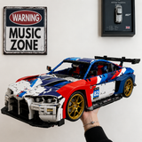 BMW M4 GT3 Racing en briques 1:8 – Boîte et packaging du set 4556 pièces | TrackBricks