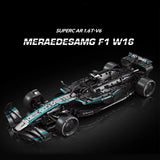 Mercedes AMG F1 W16 en briques 1:8 – vue de face avec aileron avant détaillé