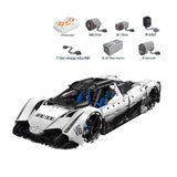 Devel Sixteen V16 en briques 1:8 – vue plongeante montrant le cockpit et l'intérieur