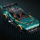 Aston Martin Vulcan en briques 1:8 – vue arrière avec aileron et diffuseur massif